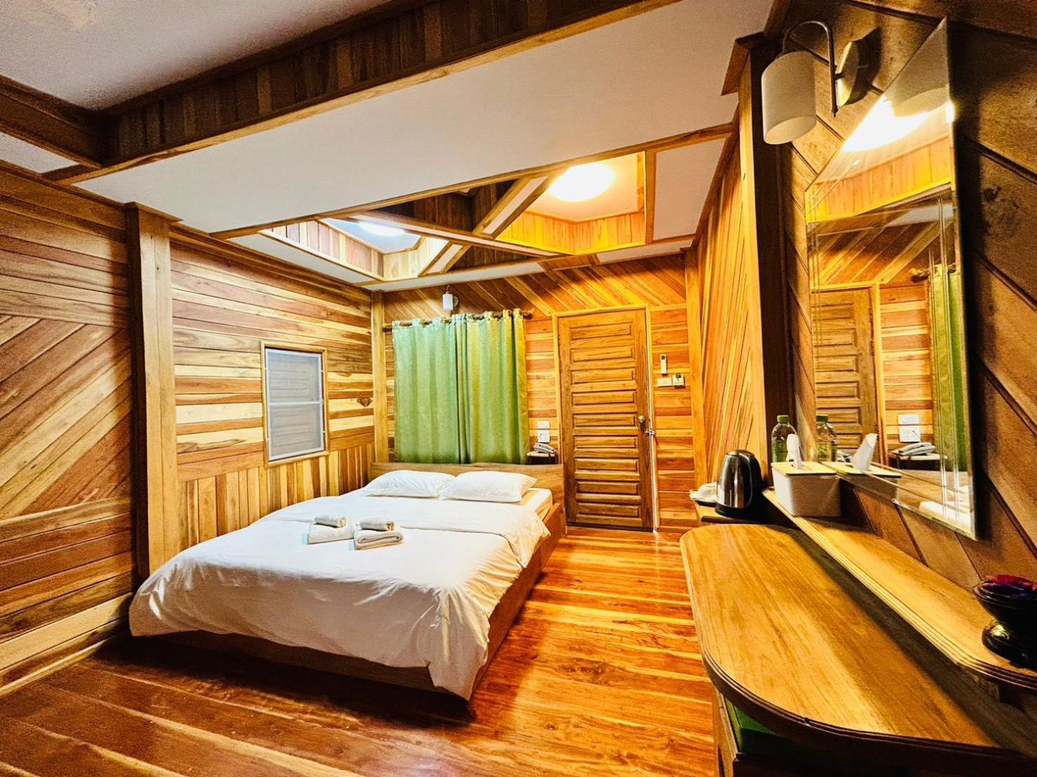 Magmai Hotel And Resort Tak Luaran gambar